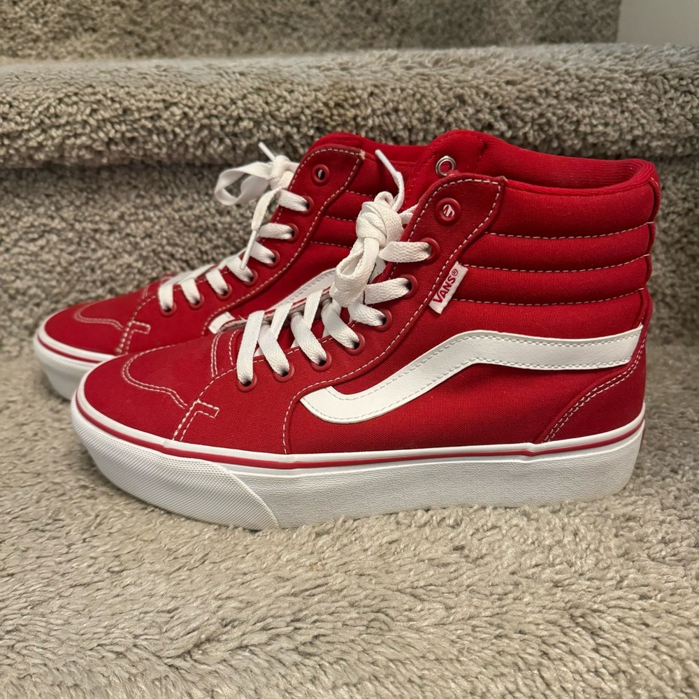 Vans SK8-Hi skate shoe classic vans women’s